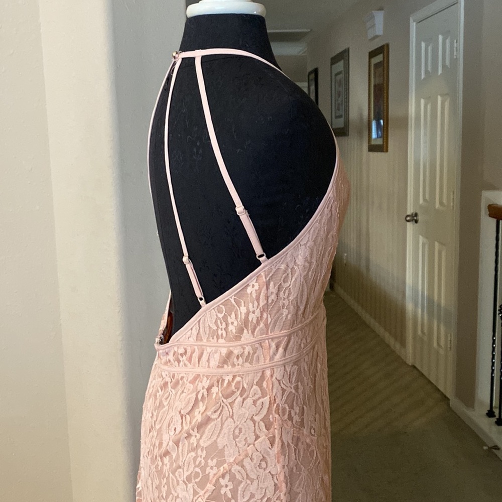 Dress - Picture 5 of 9